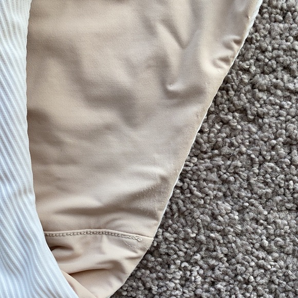 Lululemon Clear Waters Swim Bottoms👙🍋 - Picture 7 of 11